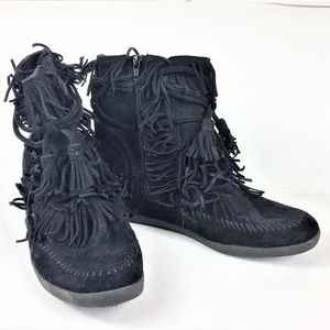 Ellerie Fringe Ankle Boots Size 10M Hot Tomato Zip